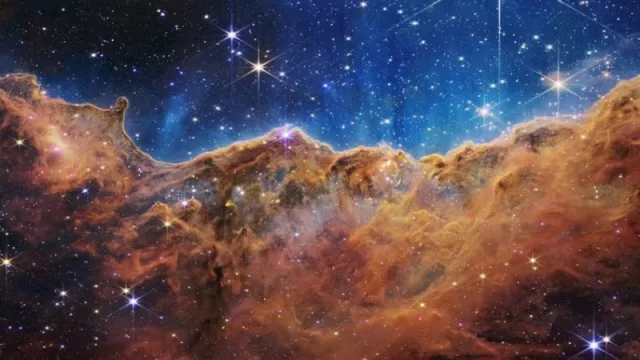 Las cinco fotos del James Webb muestran el caos y la creación del universo