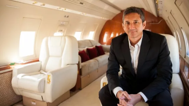 Royal Class, la "chartera" privada que te lleva a vos y tu equipo a CABA