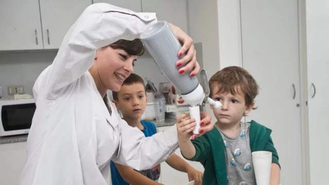 “Científicas que cuentan”, concurso para destacar a las mujeres que promuevan la cultura científica