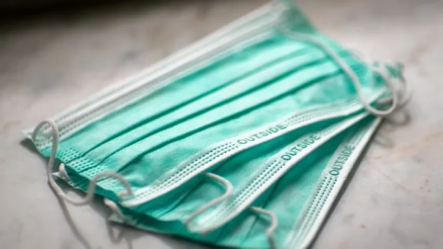 Deja de ser obligatorio el tapaboca en lugares cerrados en la Ciudad de Buenos Aires (¿para cuándo en Salta?)