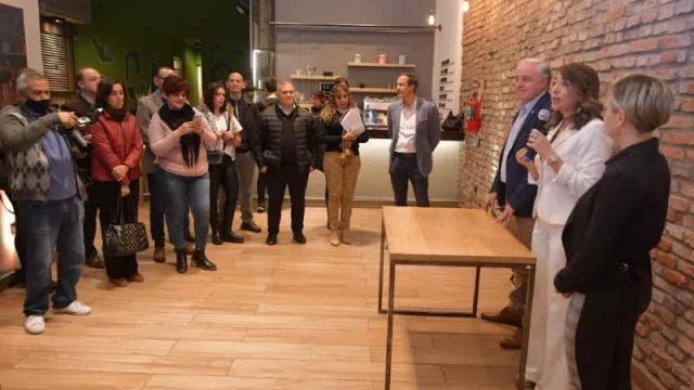 Junior Achievement vuelve al ruedo: preparará a 2.000 estudiantes en educación financiera 