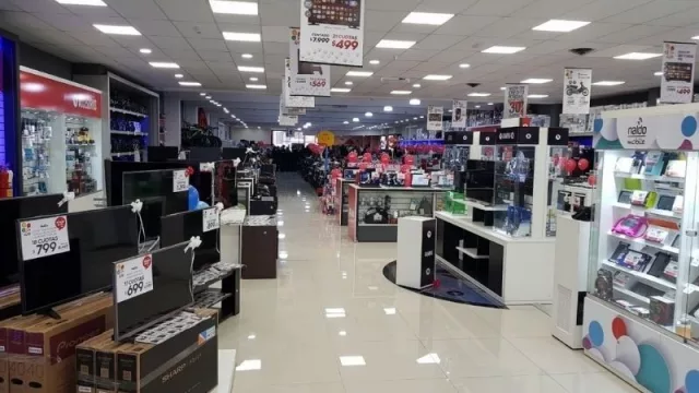 Pulgar para abajo: bancos, tarjetas de crédito, empresas de electrodomésticos y telefonía, los rubros más denunciados