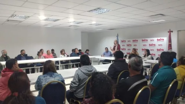 Emprendedores y la Municipalidad avanzan con la regulación de más de 50 ferias barriales (para que salgan de la informalidad)