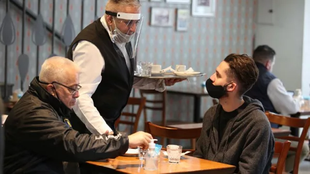 Capacitación + calidad: formarán a los que diariamente tratan con los turistas en la ciudad (plan “Salta te prepara”)