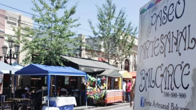 Un reglamento interno rige a los artesanos de Capital (para el uso de los espacios públicos)