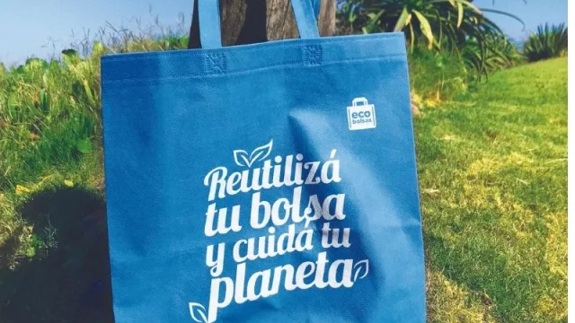 Ecobolsas vende 400.000 unidades mensuales e invierte US$ 700.000 en su planta de Argentina