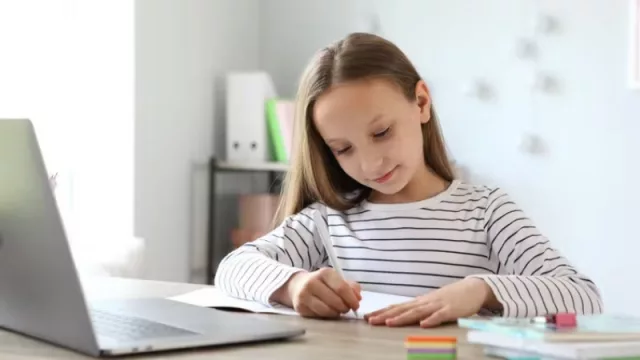Dibujar nos ayuda a entender: los beneficios de estudiar haciendo infografías