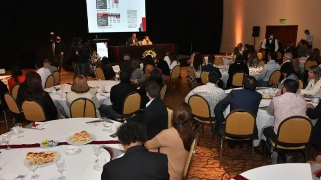 El presupuesto 2023 de la Provincia incorporará la perspectiva de género (para achicar brechas)