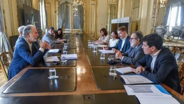 El gobierno trabaja en estrategias de financiamiento para la ampliación de sistemas de riego en 12 provincias