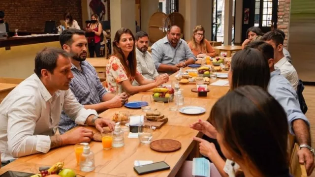 Simplificación de trámites municipales para el sector turístico (impulso para el sector)