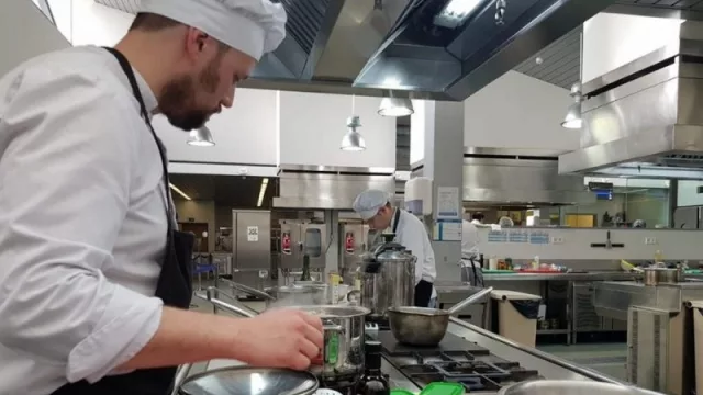 Nueva convocatoria de la Oficina de Empleo para cubrir 65 vacantes para prácticas laborales