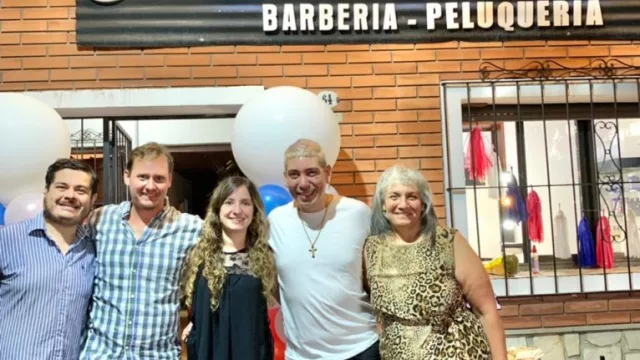 Seba Stone renueva su apuesta por la barbería y cuidados masculinos (y lo hace en grande)
