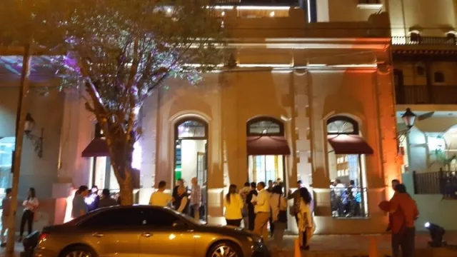 Andén 7 5/3: un concepto temático inspirado en un subte de Buenos Aires o Estación de Londres 