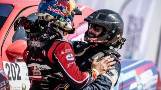 Lucio Álvarez en lo más alto del Rally Cross Country mundial