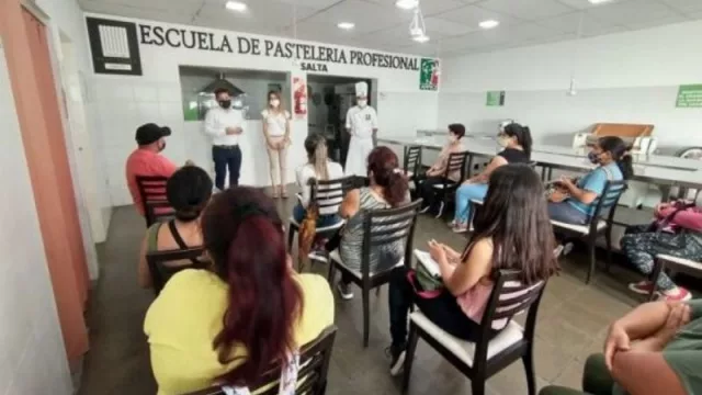 ¿Te interesa la pastelería? La capacitación en oficios es la clave para lograr inserción laboral 