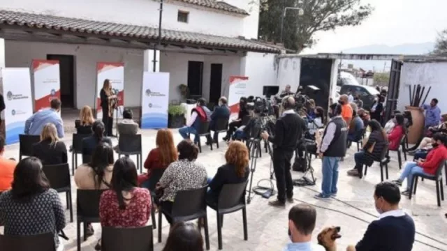 Emprendedores salteños ya se preparan para recibir sus créditos capacitándose con “El ABC del Microemprendimiento” 