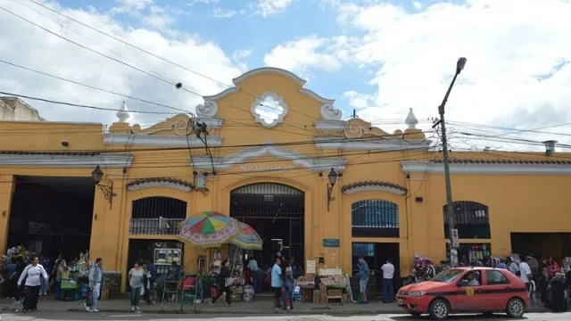 Ubicarán a ambulantes en el subsuelo del Mercado San Miguel