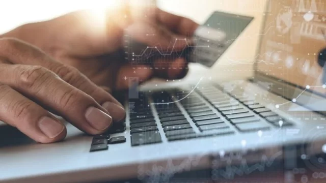 Cómo cuidar a los adultos mayores de los ciberdelitos