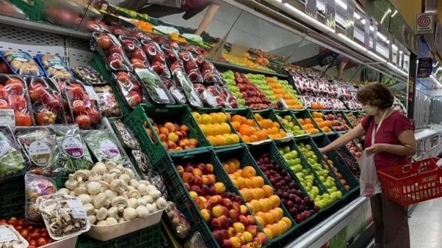 En agosto, una familia tucumana necesitó más de $ 60.000 para no caer en la línea de pobreza 