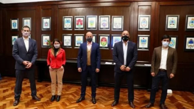 Un ambicioso programa busca formar a los primeros 1.000 programadores salteños