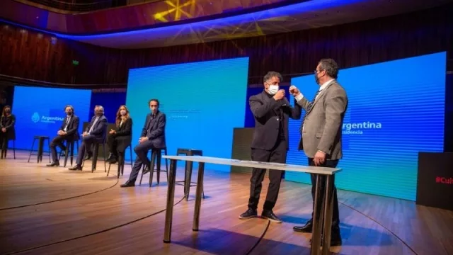 Con 2.400 millones para concursos audiovisuales, cultura y medios buscan reactivar la industria