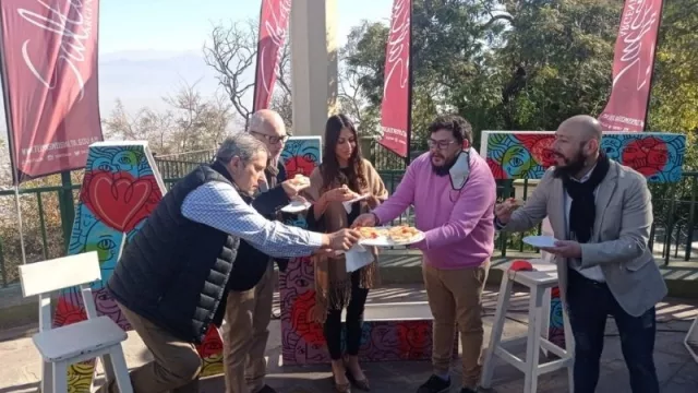 Hoy es martes 13 y, aunque algunos hablen de mala suerte, nosotros decimos: ¡Es la noche de las Pizzas!  