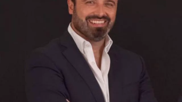 Álvaro Pérez, de FINEX, nos aconseja, ¿Qué hacemos con el aguinaldo?: Dolarización o bono CER, he ahí la cuestión  