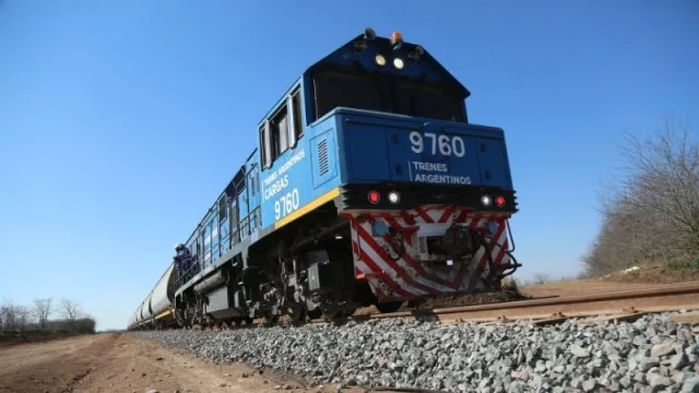 Invierten $ 400 millones en la reactivación del Belgrano Cargas en los tramos entre Salta con Tucumán, Santiago del Estero y Rosario  