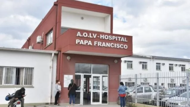Empleados de Aguas del Norte donaron un equipo de lavado al Hospital Papa Francisco   