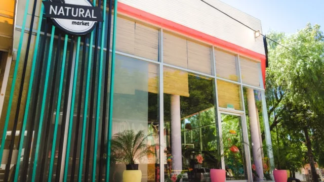 ¿Buscás productos para una vida saludable? Natural Market, en la segunda rotonda de Tres Cerritos, tiene una gran variedad de productos y precios