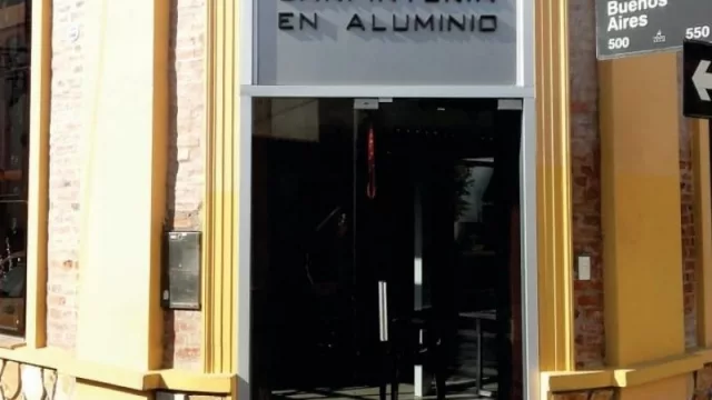 Crear Carpintería de Aluminio: asesoramiento profesional y soluciones según las necesidades de cada cliente