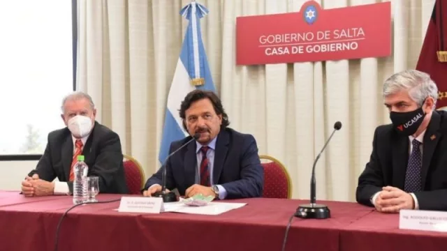 Acuerdo entre el Gobierno y la UCASAL para promover pasantías y nuevas oportunidades de formación