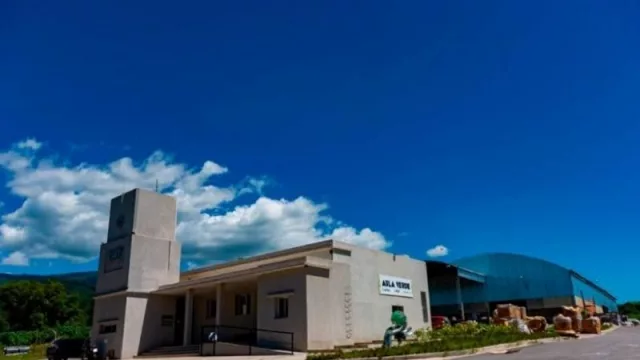 Una planta emplazada en Tafí Viejo brinda trabajo a más de 200 tucumanos 