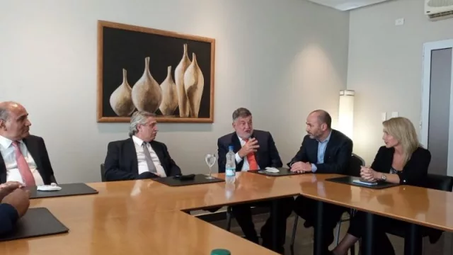 Bibini fue la voz de UNINOA en el encuentro presidencial: el presidente Fernández confirmó la continuidad de la Ley de Biocombustibles