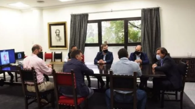 Junto a YPF, Petroandina planea construir en Salta una planta para abastecer a los proyectos mineros