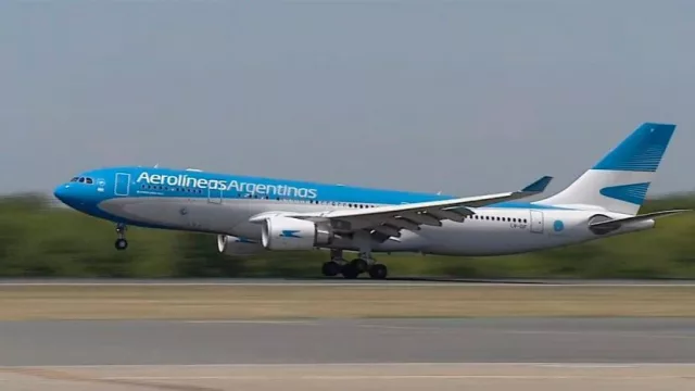 Aerolíneas Argentinas se prepara para volver a volar a Uruguay: destinos, fechas y frecuencias