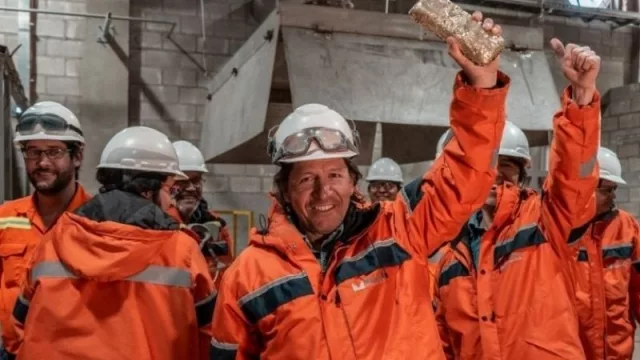 Una y una: la Minería paga muy buenos sueldos, pero algunas lo hacen mejor que otras