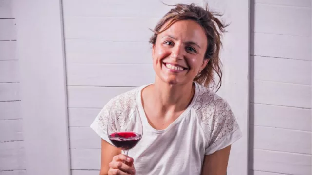 "Mala María", la enóloga que hace ruido en el mundo del vino