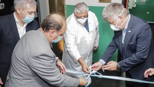 En el hospital de Orán comienza a operar el equipo radiológico donado por Seaboard 