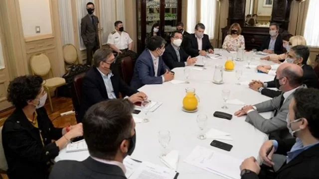 Analizan la reapertura del turismo interno y el regreso de los teatros tucumanos 