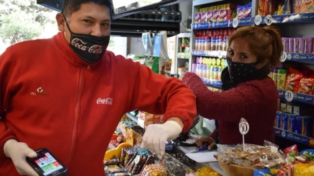 Arca Continental y Coca-Cola Argentina lanzaron una plataforma digital gratuita para los pequeños comercios