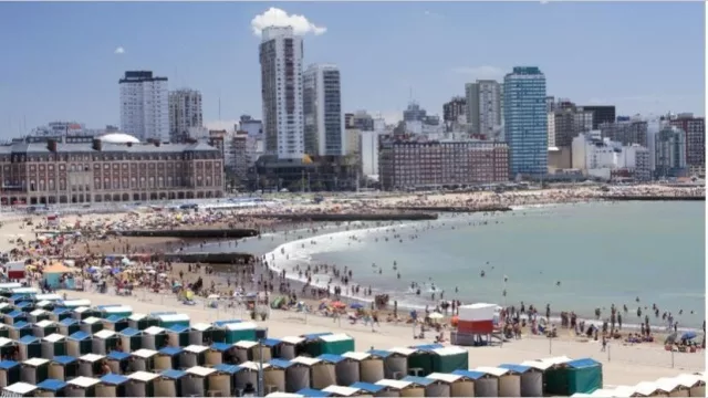 Presidente de la CAT: "El problema no es el turismo, hay que tomar un decisión política"