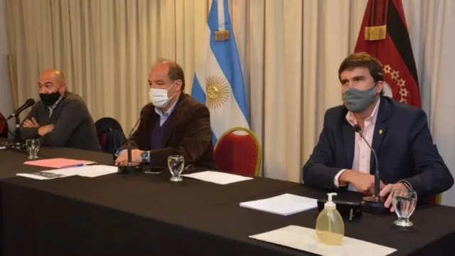 Ante el avance del COVID 19, desde mañana vuelven las restricciones al comercio y la gastronomía