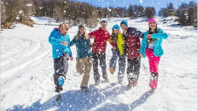 Egresados: los viajes a Bariloche volverían a partir de noviembre