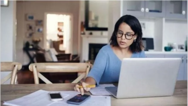 Sueldos de directivos: empresas prevén aumentos en línea con la inflación recién en 2021