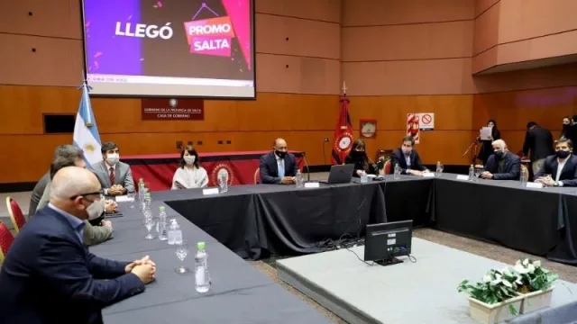 Desde septiembre en comercios: descuentos y cuotas sin interés con tarjetas del Macro