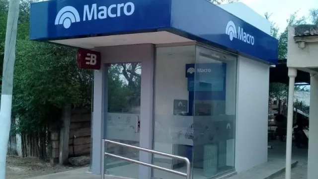 Banco Macro inauguró ayer un nuevo cajero automático en la localidad de Los Blancos