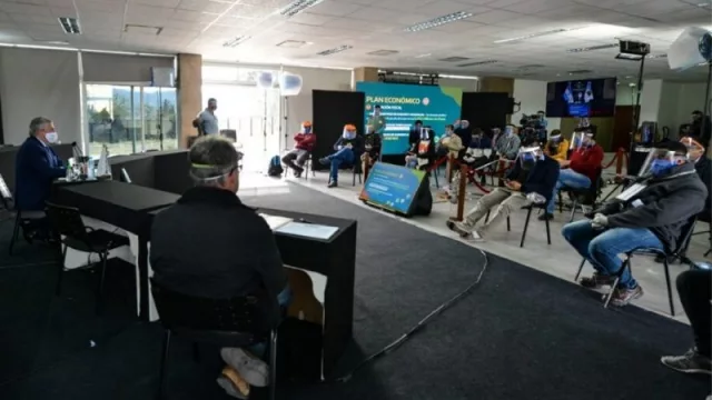 Cauchari, cannabis medicinal, litio, turismo y obra pública: el plan postpandemia 