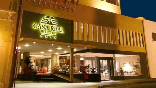 Un caído más: la crisis mundial del coronavirus arrastró al histórico Hotel Casa Real