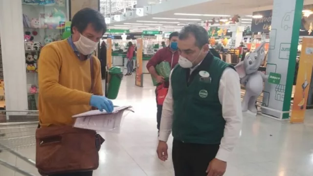 Fuertes controles de la Municipalidad sobre el comercio para verificar el cumplimiento de protocolos